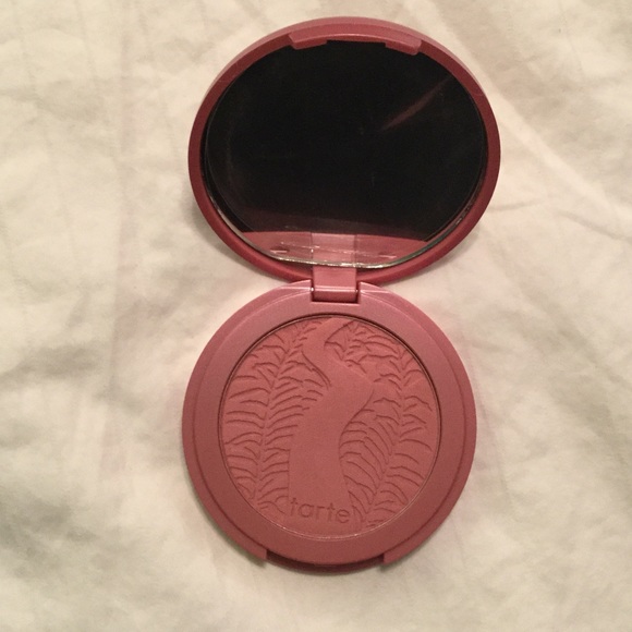 Tarte Amazonian 12 hour blush in cherished - Picture 2 of 3