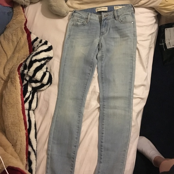 Bullhead skinniest Jeans