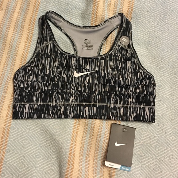 NWT Nike dri-fit sports bra