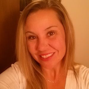 Meet your Posher, Stacy