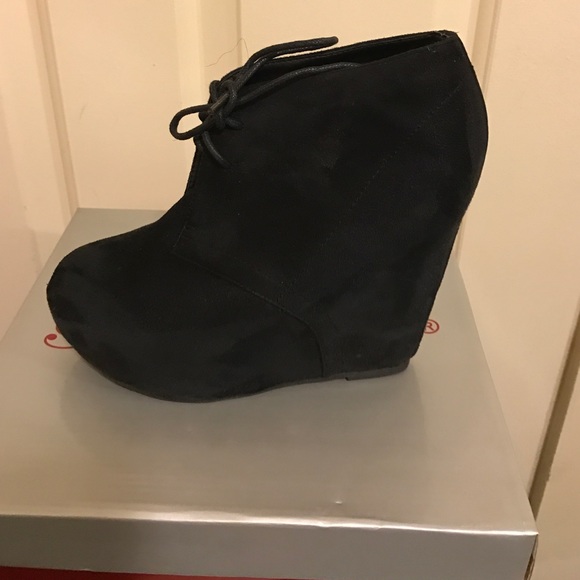 Black boots