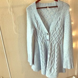 FREE PEOPLE SWEATER TUNIC slightly flared/ peplum