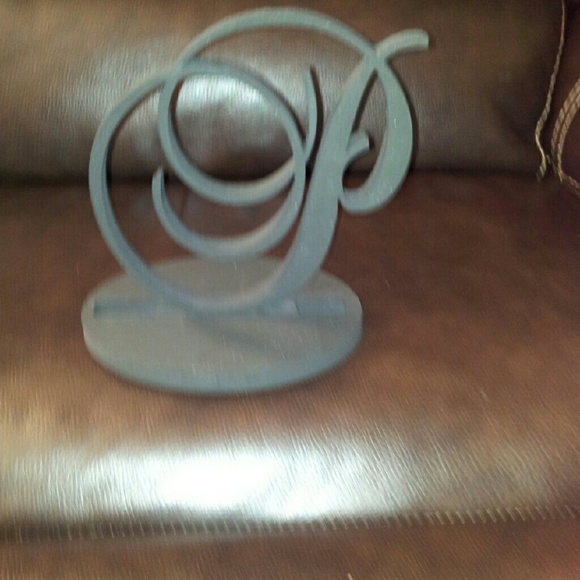 Meet your Posher, Phyllis