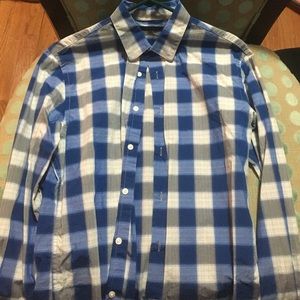 Like new perry Ellis button up