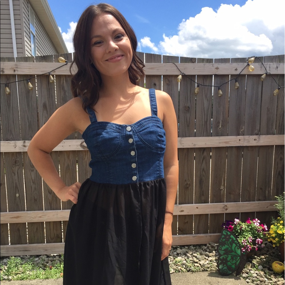 Super Hot Button Up Dress