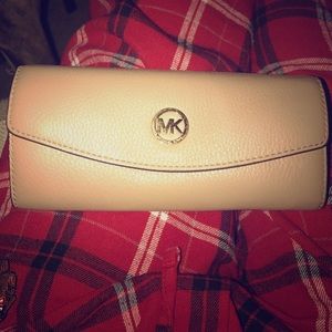 Michael Kors Wallet!