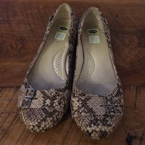 Snake print Dr Scholl's flats