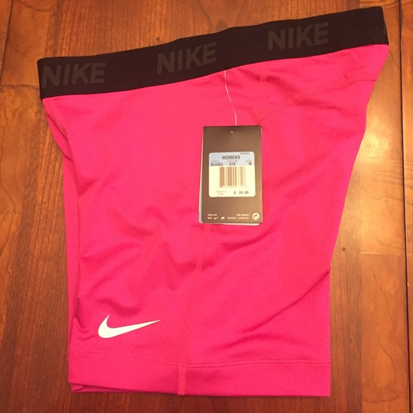 Pink size M Nike pros