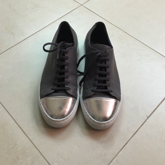 Axel Arigato sneakers