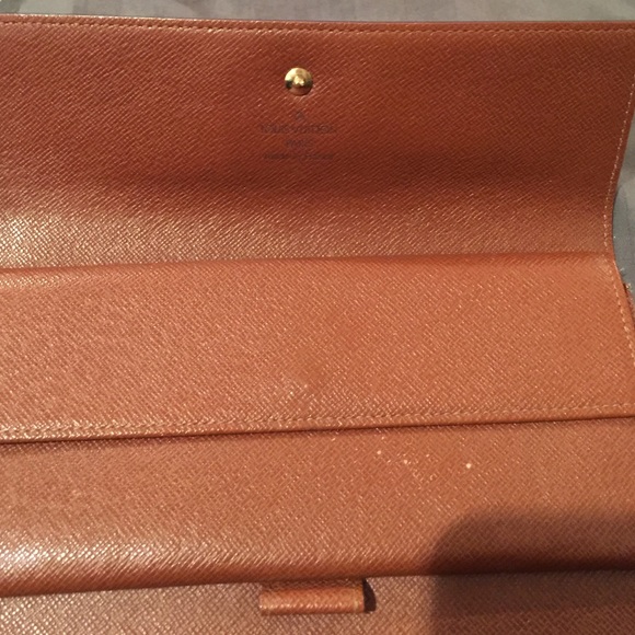 SOLD! - Picture 4 of 4