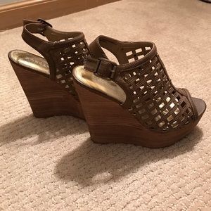 Brown Cage Wedges