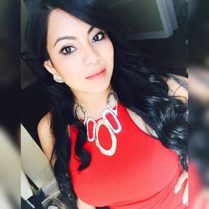 Meet your Posher, Ofelia