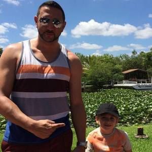 Meet your Posher, Samuel