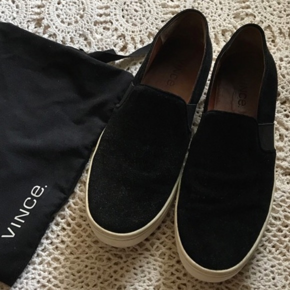 Vince slip on sneaker