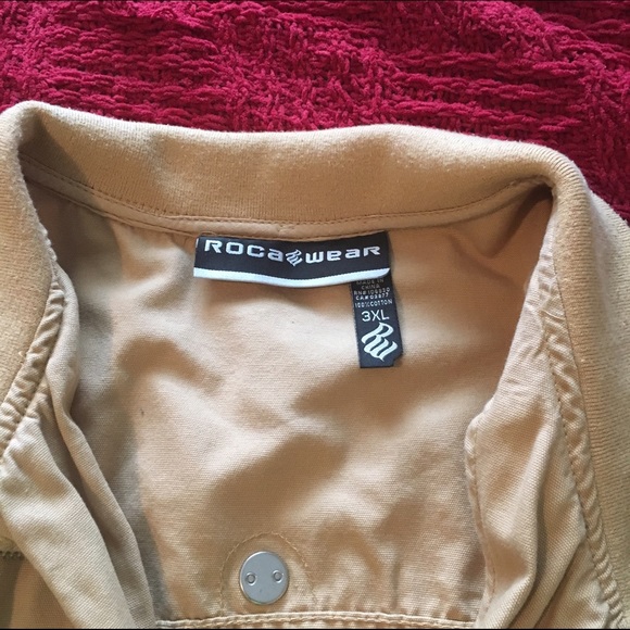 Real nice Light jacket . - Picture 2 of 2