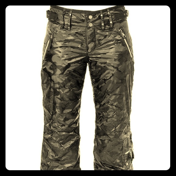 SKEA Ski/Snow Pants Black Camo BRAND NEW  Size 4
