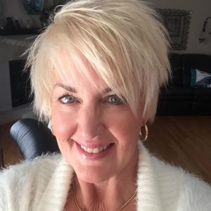 Meet your Posher, Amelia