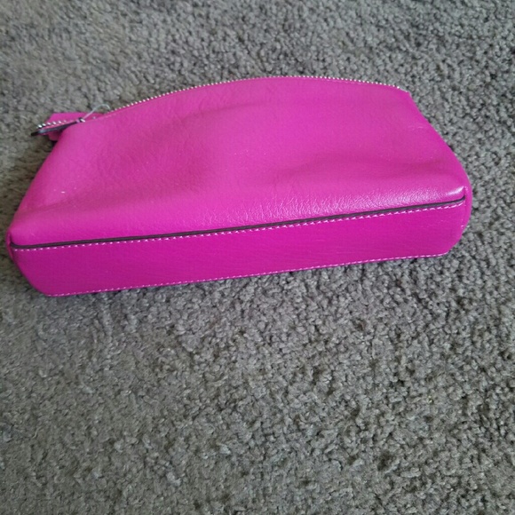 COACH LEGACY LEATHER LARGE COSMETIC BAG - Picture 2 of 3