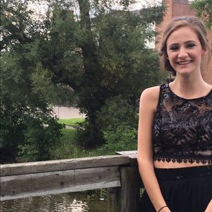 Meet your Posher, Bella