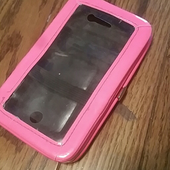 Phone and wallet - Picture 2 of 3