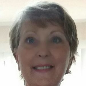 Meet your Posher, Carolyn