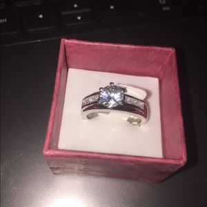 Macy's 14k engagement ring size 8