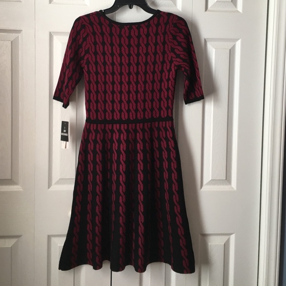 Sandra Darren Sweater Dress - Picture 2 of 3