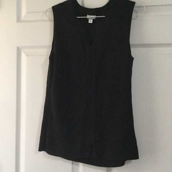 Black sleeveless blouse
