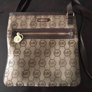Michael Kors Signature Crossbody