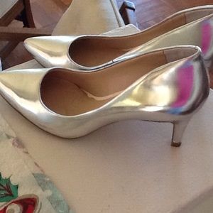 Banana republic silver pumps worn once