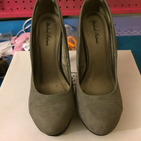 Michael Antonio gray heels lightly used, worn 4x's