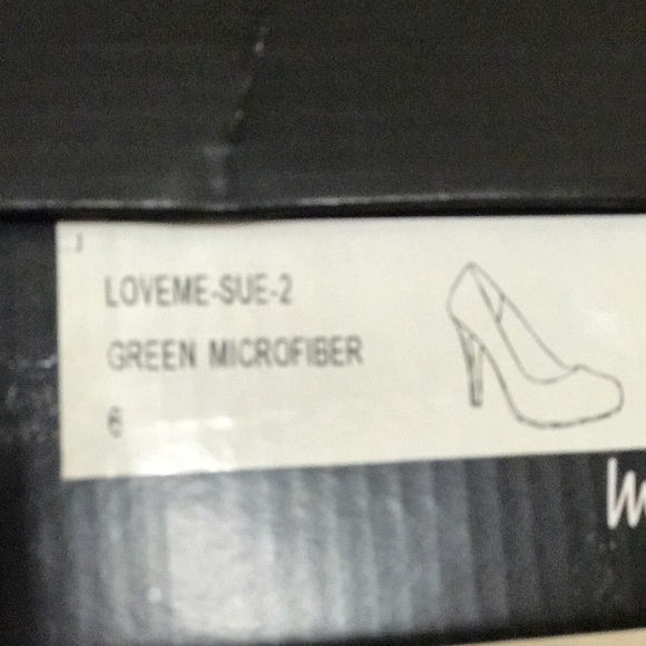 Green heels - Picture 2 of 2