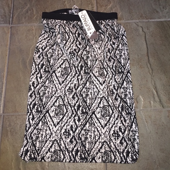 NWT! Buffalo black and white skirt size small - Picture 1 of 3
