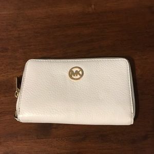 Michael Kors wallet