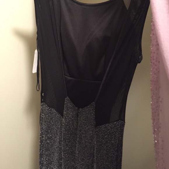 Simple night out dress - Picture 3 of 3