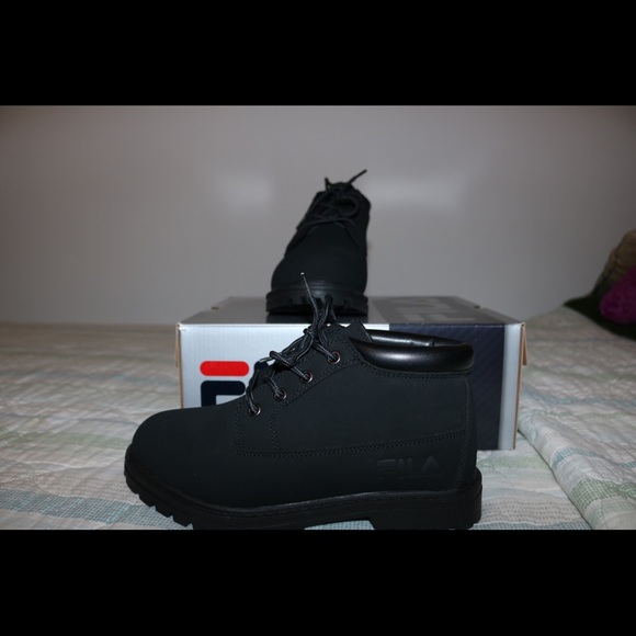 Black Fila Luminous