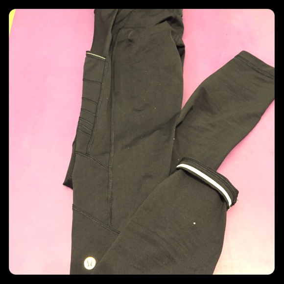 Lululemon Fresh Track Tight sz 4