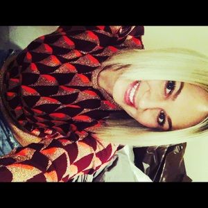 Meet your Posher, Carla