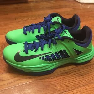 Nike hyperdunk basketball shoes