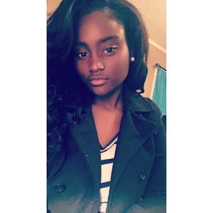 Meet your Posher, Ikeria