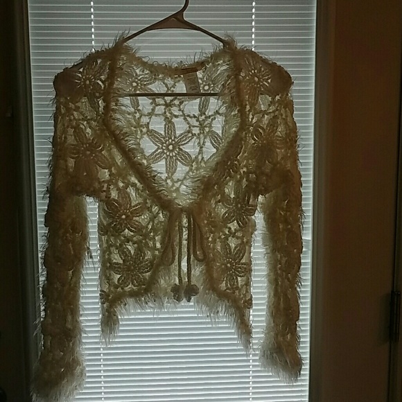 Yahada tie up sweater