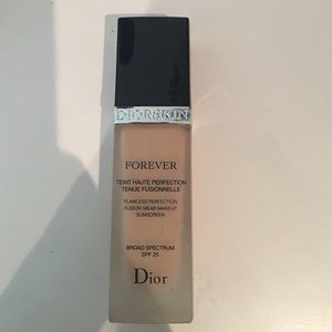DIOR SKIN FOREVER FOUNDATION