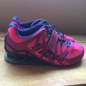 Innovate squat shoes