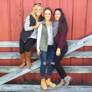 Meet your Posher, Talia