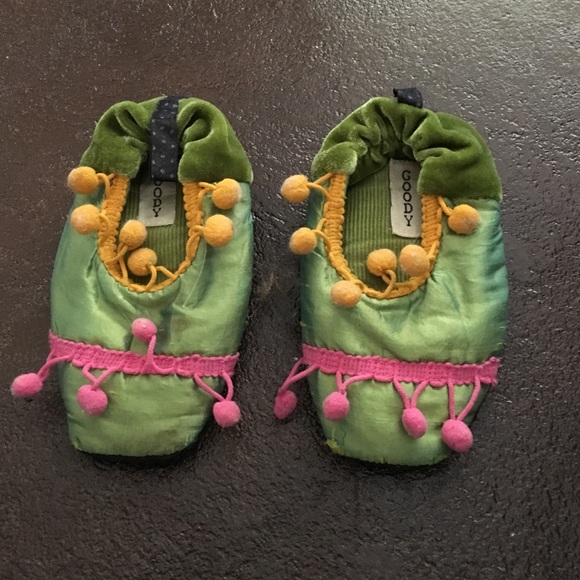 Goody fancy padded slippers, green pink gold, S