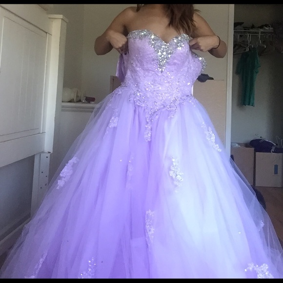 Beautiful detailed Sweet 16 dress