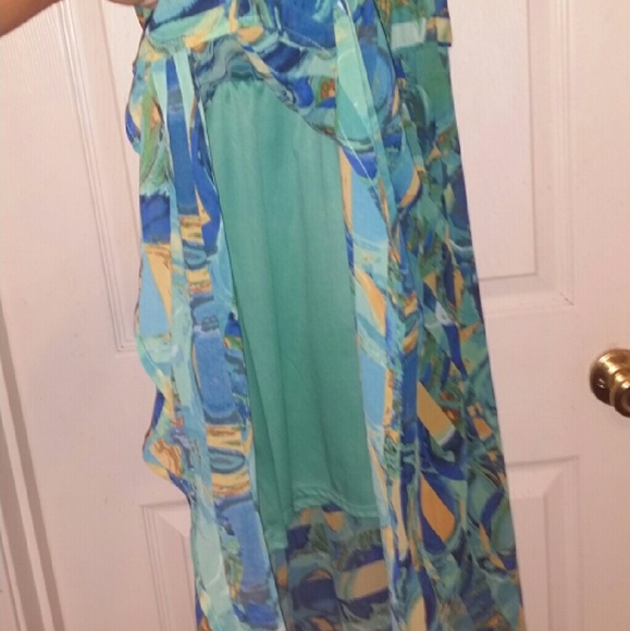 High-low dress - Picture 2 of 3