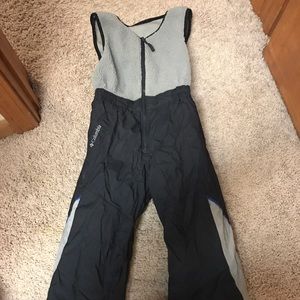 Kids size 6/7 Columbia ski bibs