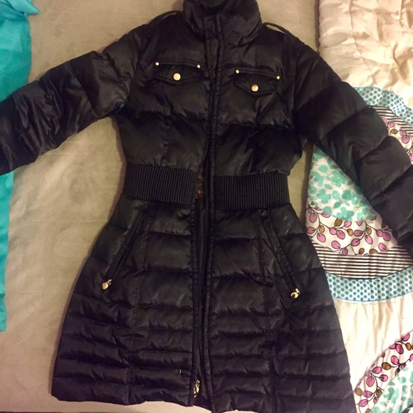 Size Small, Laundry Coat