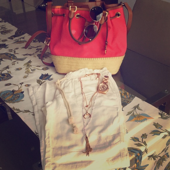 Roxy white linen ocean side pant.